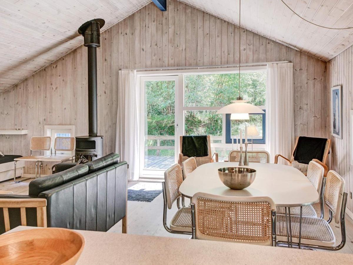 8 Person Holiday Home In Nex Vester Somarken Esterno foto