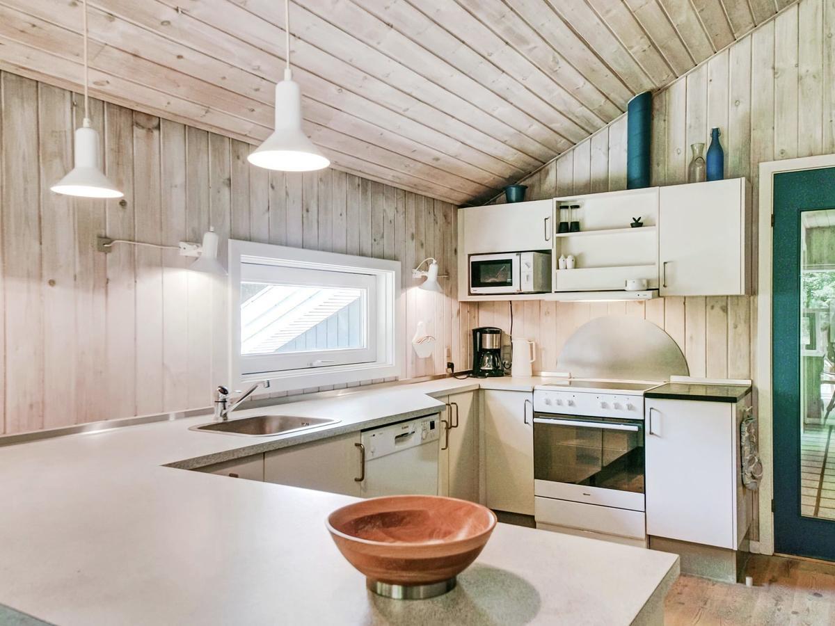 8 Person Holiday Home In Nex Vester Somarken Esterno foto