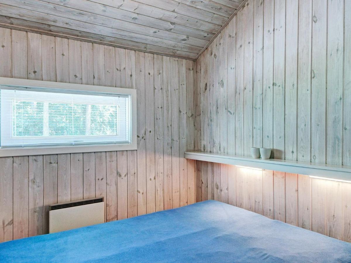 8 Person Holiday Home In Nex Vester Somarken Esterno foto